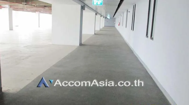 unit Office space For Rent in Silom, Bangkok  near MRT Hua Lamphong (AA15621)